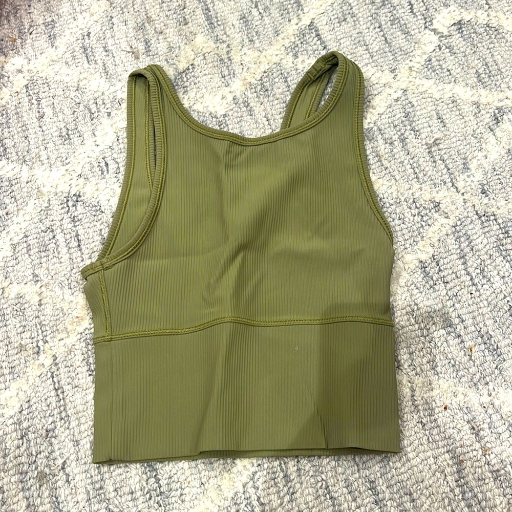 lululemon women’s top ribbed power pivot tank cropped